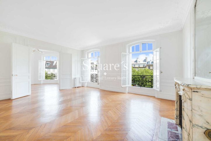 apartment 5 Rooms for sale on Paris 17ème (75017)