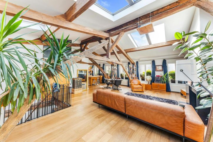 apartment 4 Rooms for sale on Paris 17ème (75017) Sale Apartment Paris 17ème 4 Rooms 110 m²