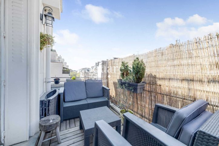 apartment 3 Rooms for sale on Paris 17ème (75017)