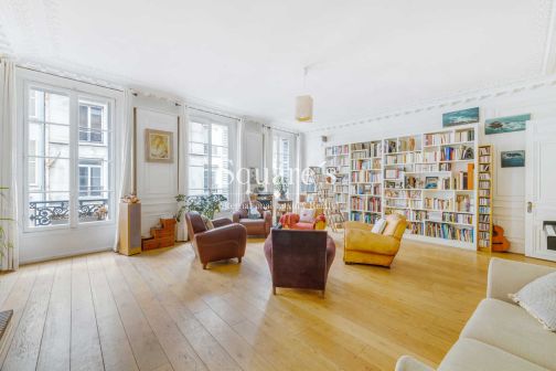Sale Apartment Paris 9ème 7&nbsp;Rooms 180&nbsp;m²