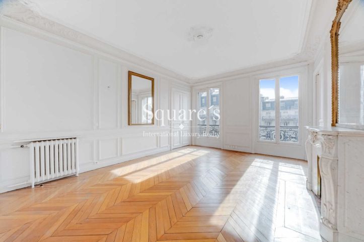 apartment 6 Rooms for sale on Paris 17ème (75017) Sale Apartment Paris 17ème 6 Rooms 152 m²