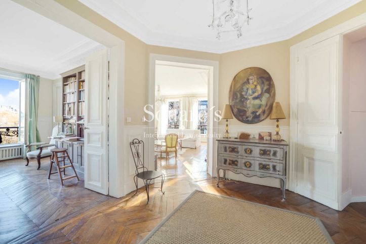 Sale Apartment Paris 17ème 5&nbsp;Rooms 159&nbsp;m²