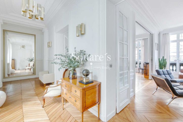 Sale Apartment Paris 17ème 6&nbsp;Rooms 157&nbsp;m²