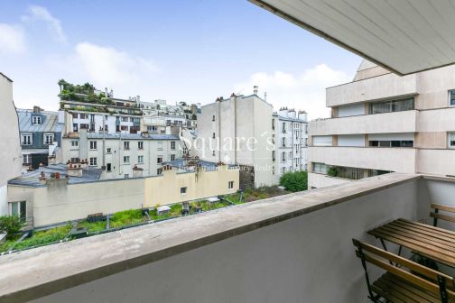 Sale Apartment Paris 7ème 3&nbsp;Rooms 72&nbsp;m²