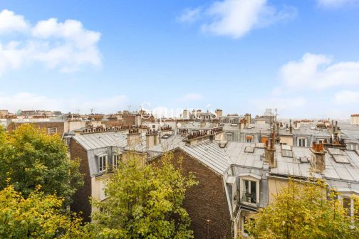 Sale Apartment Paris 18ème 3&nbsp;Rooms 75&nbsp;m²