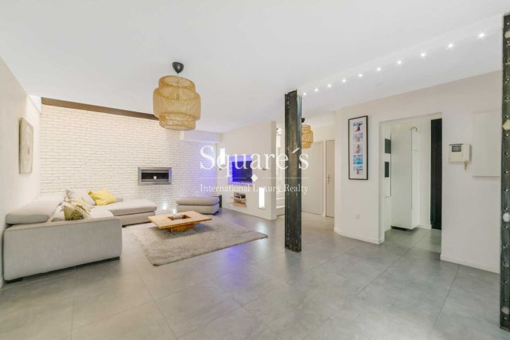 Sale Apartment Paris 18ème 4&nbsp;Rooms 117&nbsp;m²