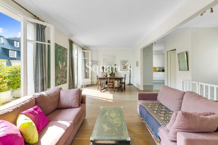 Sale Apartment Paris 16ème 5&nbsp;Rooms 130&nbsp;m²