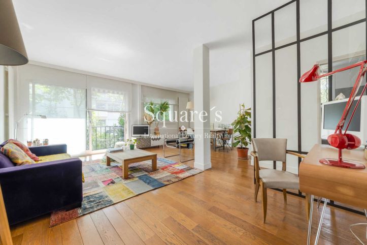 apartment 4 Rooms for sale on Neuilly-sur-Seine (92200) Sale Apartment Neuilly-sur-Seine 4 Rooms 74 m²