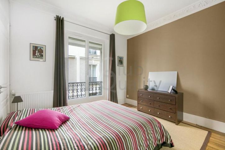 apartment 5 Rooms for sale on Paris 17ème (75017) Sale Apartment Paris 17ème 5 Rooms 86 m²