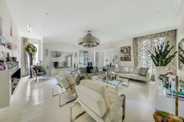 apartment 7 Rooms for sale on Paris 17ème (75017)
