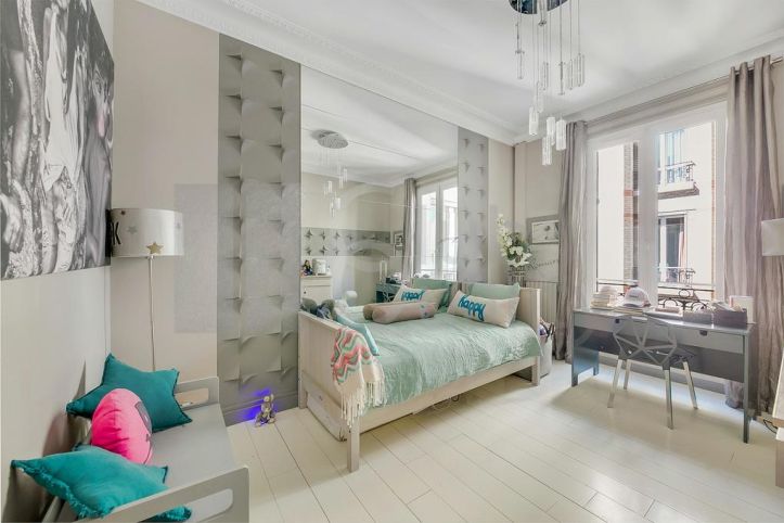 Sale Apartment Paris 17ème 7&nbsp;Rooms 165&nbsp;m²