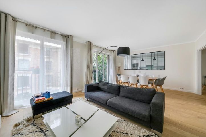 Sale Apartment Neuilly-sur-Seine 3&nbsp;Rooms 72&nbsp;m²