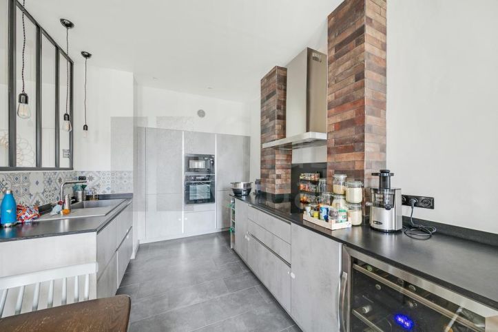 Sale Apartment Neuilly-sur-Seine 3&nbsp;Rooms 74&nbsp;m²