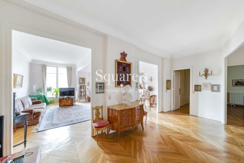 Sale Apartment Neuilly-sur-Seine 7&nbsp;Rooms 242&nbsp;m²