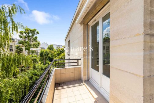Sale Apartment Neuilly-sur-Seine 4&nbsp;Rooms 74&nbsp;m²