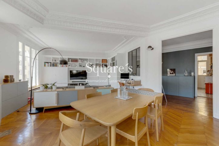 apartment 6 Rooms for sale on Neuilly-sur-Seine (92200) Sale Apartment Neuilly-sur-Seine 6 Rooms 148 m²