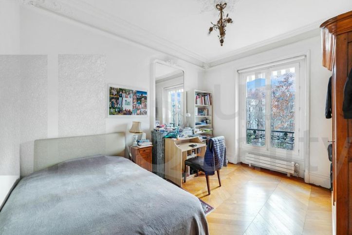 Sale Apartment Paris 17ème 4&nbsp;Rooms 113&nbsp;m²