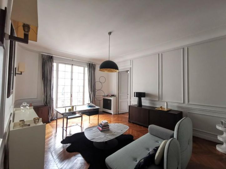 apartment 6 Rooms for sale on Paris 17ème (75017) Sale Apartment Paris 17ème 6 Rooms 210 m²