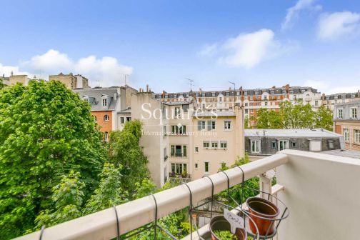 Sale Apartment Paris 17ème 3&nbsp;Rooms 80&nbsp;m²