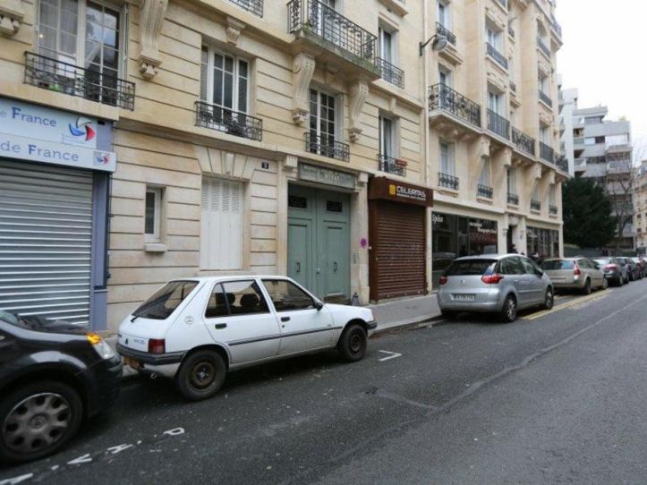 apartment 15 Rooms for sale on Paris 11ème (75011) Sale Apartment Paris 11ème 15 Rooms 200 m²
