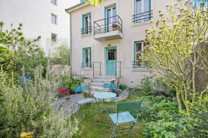 apartment 5 Rooms for sale on Paris 20ème (75020)