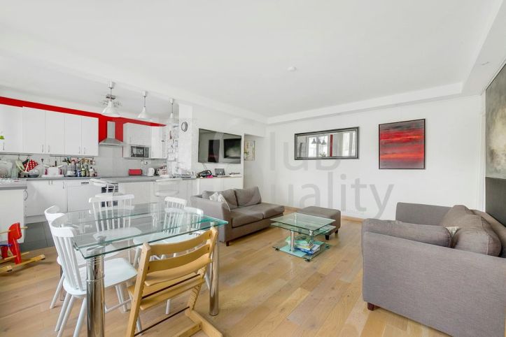 apartment 3 Rooms for sale on Neuilly-sur-Seine (92200) Sale Apartment Neuilly-sur-Seine 3 Rooms 75 m²