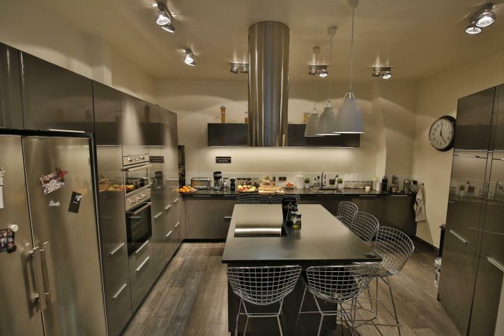 appartement 6 Pièces en vente sur Neuilly-sur-Seine (92200) Vente Appartement Neuilly-sur-Seine 6 Pièces 190 m²