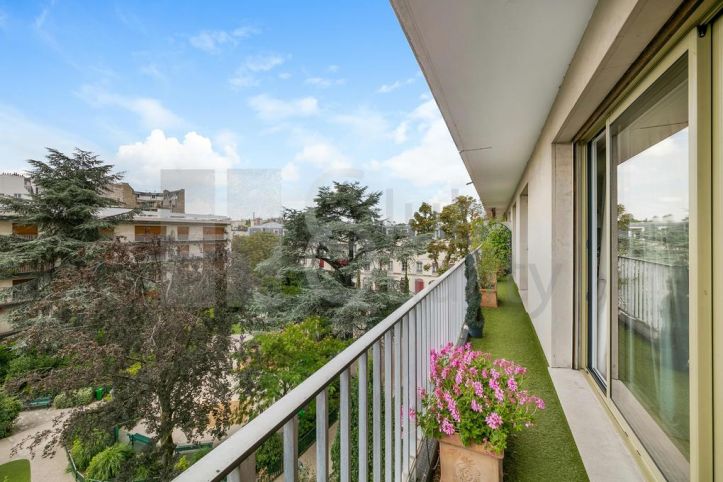 appartement 5 Pièces en vente sur Neuilly-sur-Seine (92200) Vente Appartement Neuilly-sur-Seine 5 Pièces 143 m²