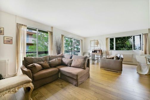 Sale Apartment Neuilly-sur-Seine 4&nbsp;Rooms 99&nbsp;m²