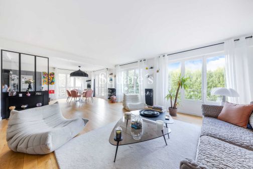 Sale Apartment Neuilly-sur-Seine 6&nbsp;Rooms 142&nbsp;m²