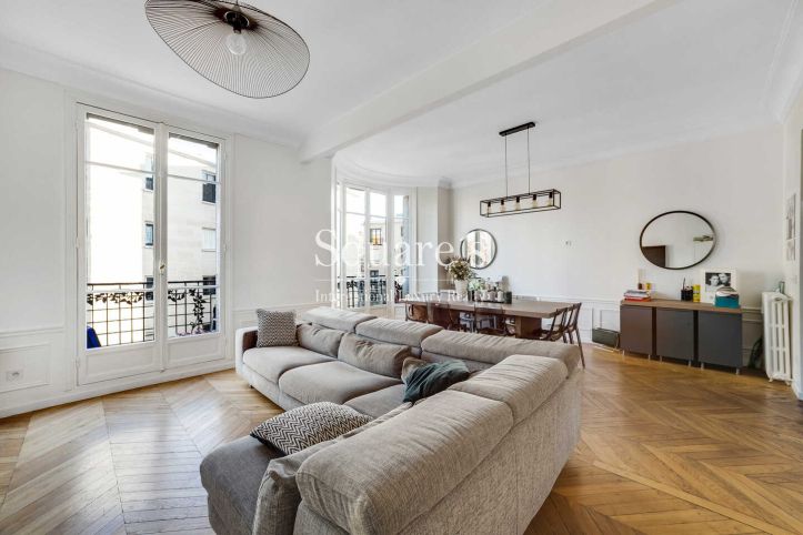 apartment 4 Rooms for sale on Neuilly-sur-Seine (92200)