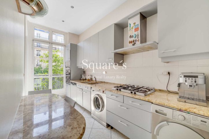 Sale Apartment Paris 11ème 5&nbsp;Rooms 120&nbsp;m²