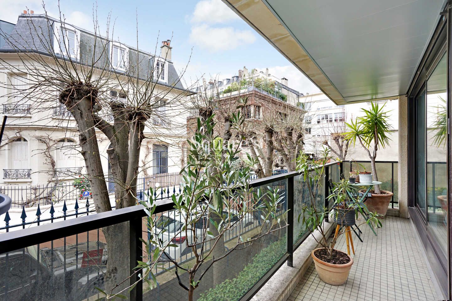 Sale Apartment Neuilly-sur-Seine 4 Rooms 111 m²