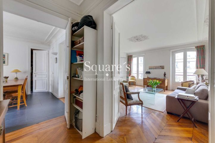 apartment 4 Rooms for sale on Paris 17ème (75017) Sale Apartment Paris 17ème 4 Rooms 106 m²