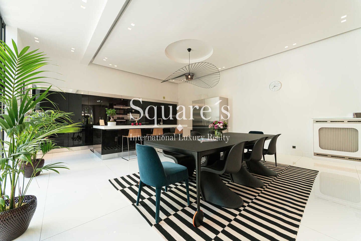 hôtel particulier 16 Pièces en vente sur Neuilly-sur-Seine (92200)