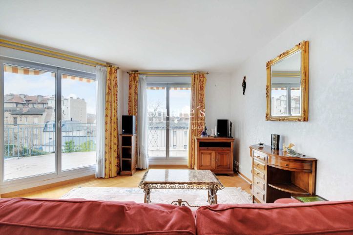 apartment 6 Rooms for sale on LA GARENNE COLOMBES (92250) Sale Apartment La Garenne-Colombes 6 Rooms 119 m²