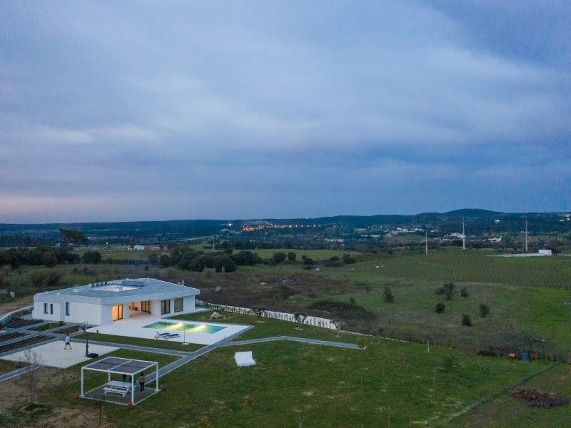 house 6 Rooms for sale on Montemor-o-Novo (7050)