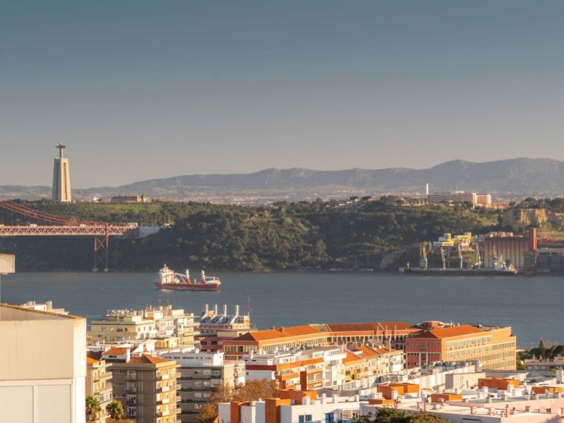 apartment 9 Rooms for sale on Lisboa (1400) Sale Apartment Lisboa 9 Rooms