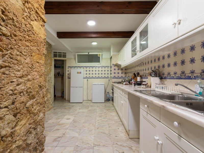 duplex 10 Rooms for sale on Lisboa (1200) Sale Duplex Lisboa 10 Rooms