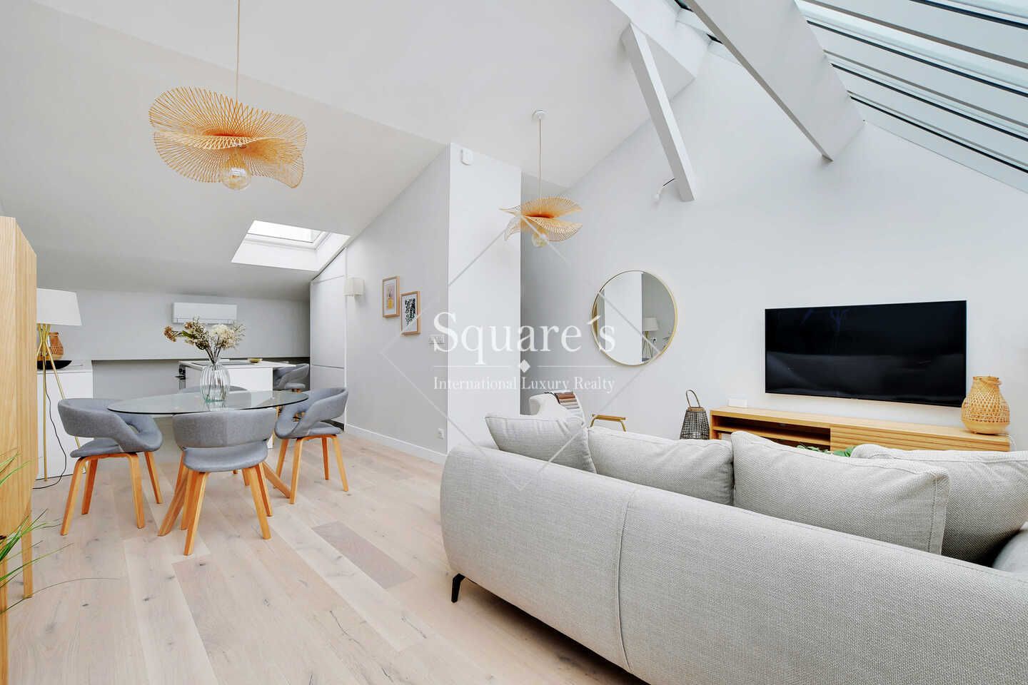apartment 3 Rooms for sale on Paris 16ème (75016) Sale Apartment Paris 16ème 3 Rooms 93 m²