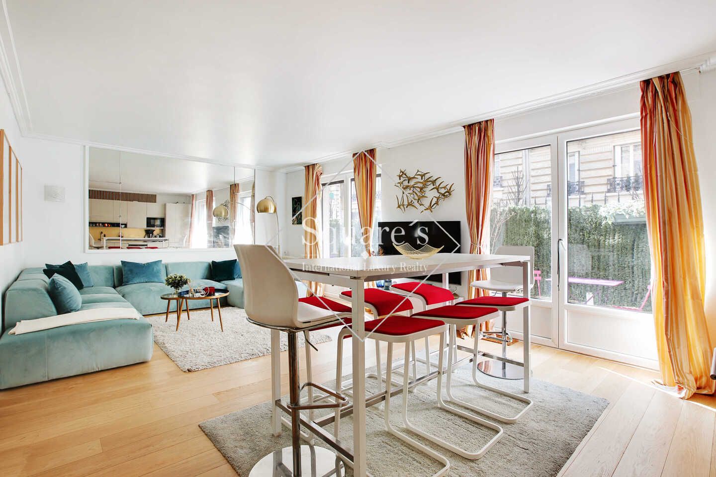apartment 4 Rooms for sale on Neuilly-sur-Seine (92200)