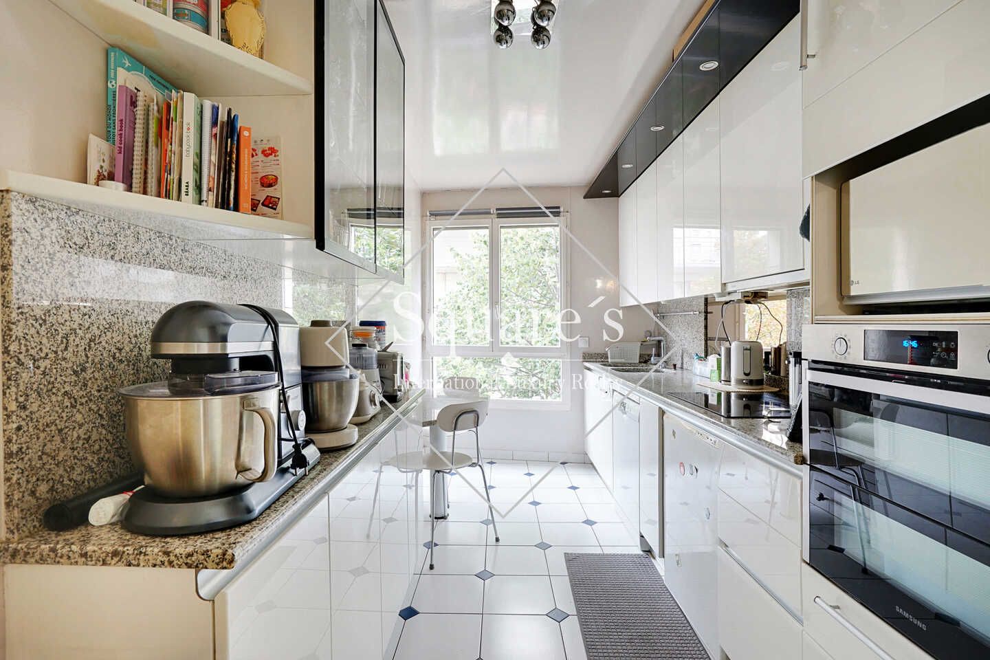 apartment 5 Rooms for sale on Levallois (92300) Sale Apartment Levallois 5 Rooms 125 m²
