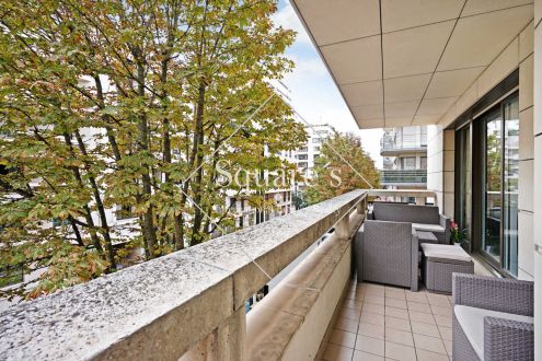Sale Apartment Levallois 5 Rooms 125 m²