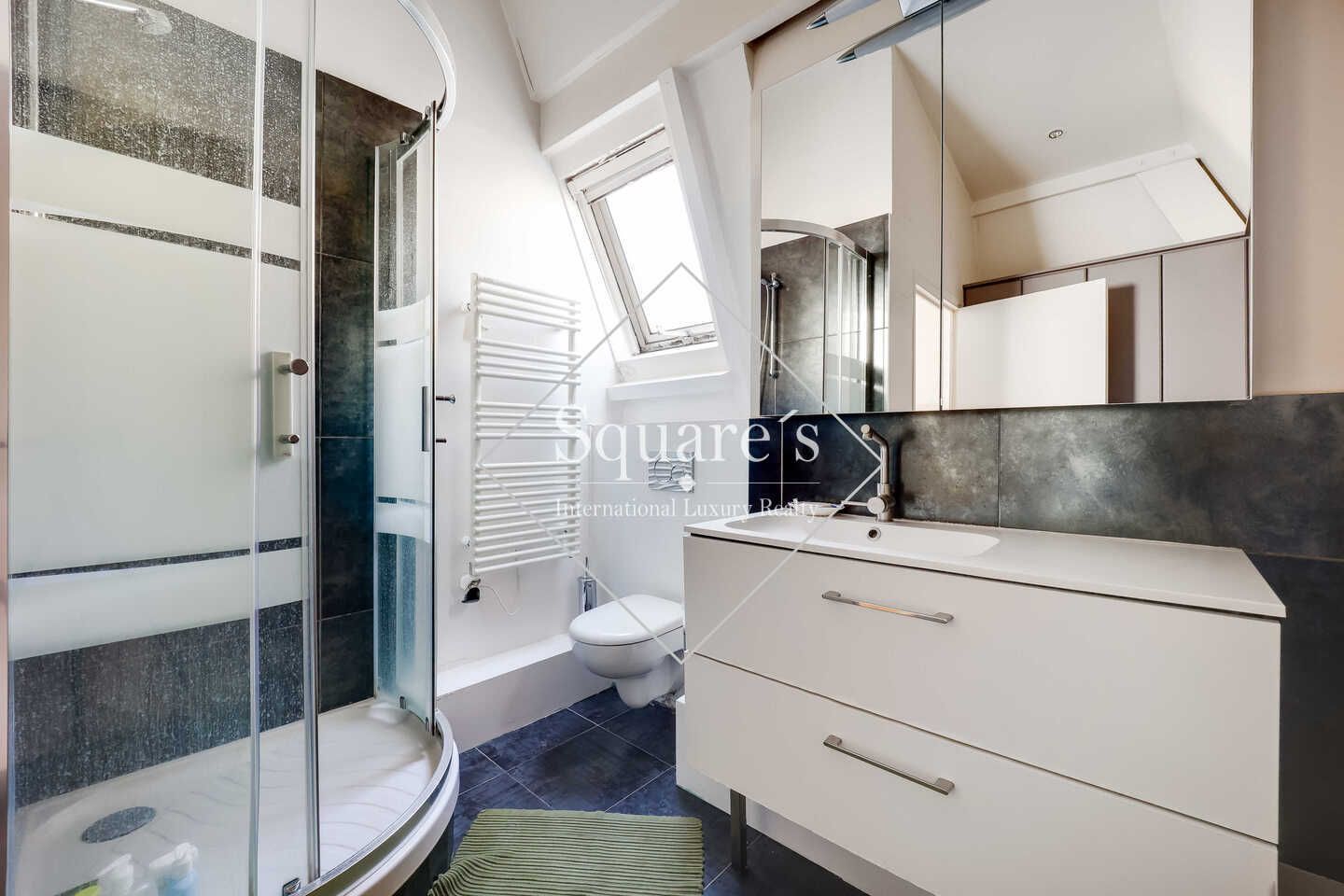apartment 2 Rooms for sale on Neuilly-sur-Seine (92200) Sale Apartment Neuilly-sur-Seine 2 Rooms 58 m²