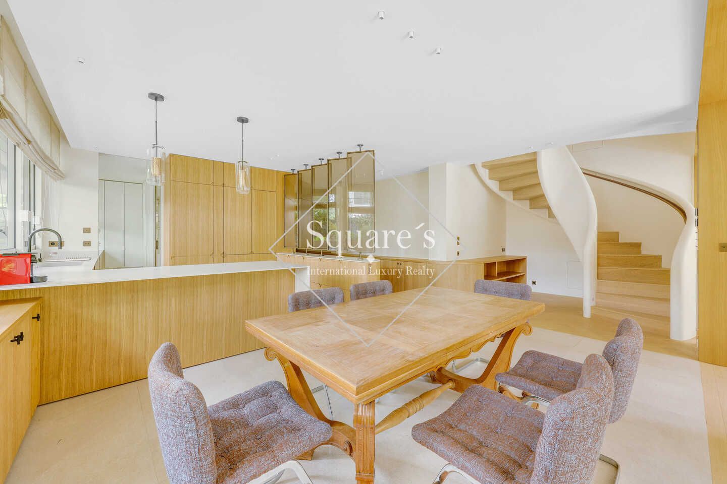 appartement 7 Pièces en vente sur Neuilly-sur-Seine (92200)