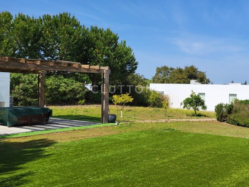 house 11 Rooms for sale on Montemor-o-Novo (7050)