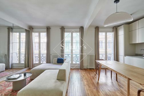 Vente Appartement Paris 9ème 5&nbsp;Pièces 80&nbsp;m²