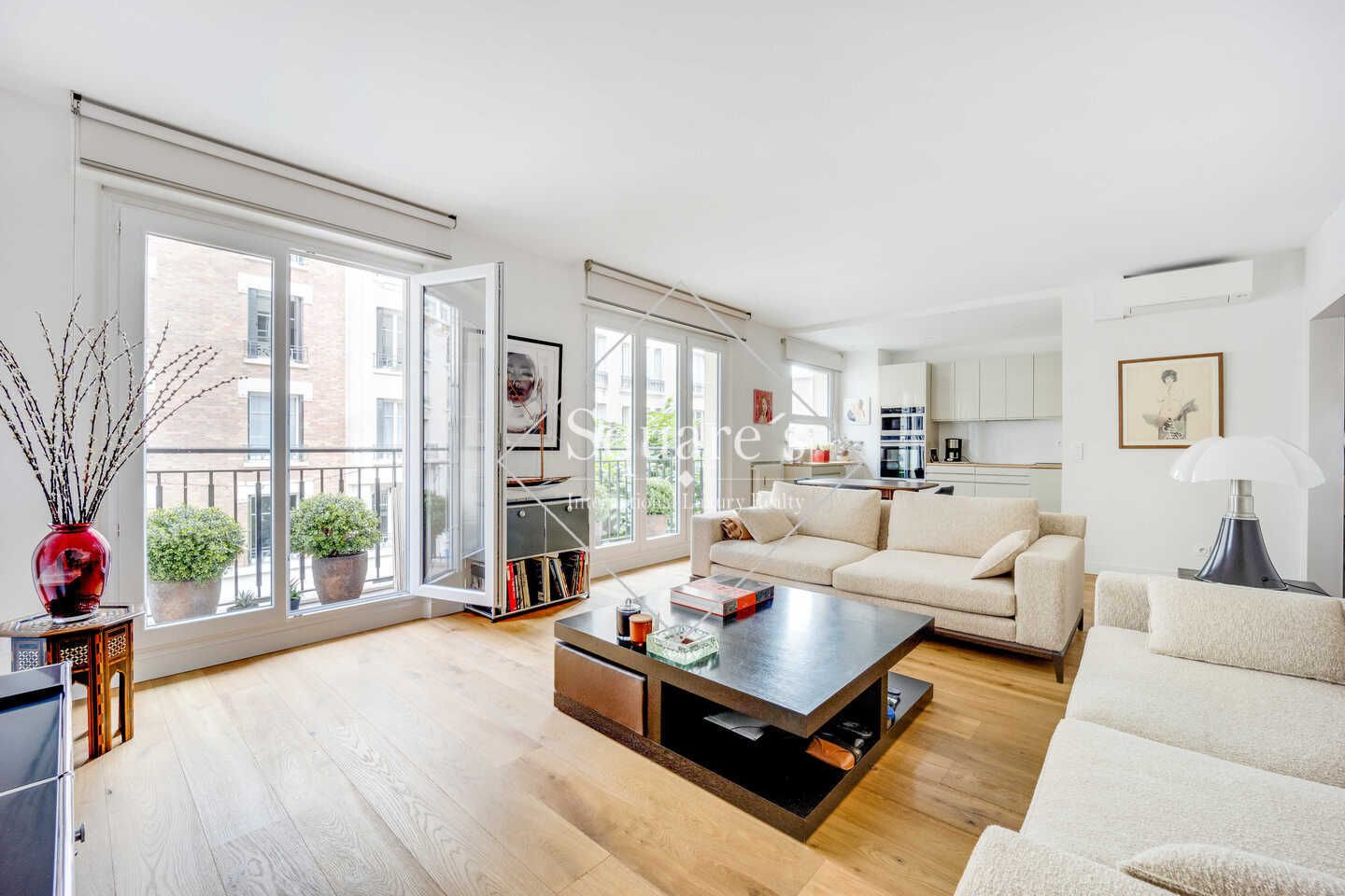 apartment 3 Rooms for sale on Neuilly-sur-Seine (92200)