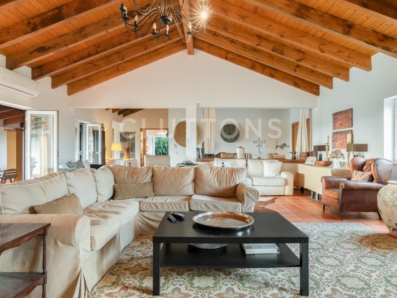 farmhouse 13 Rooms for sale on Viana do Alentejo (7090)