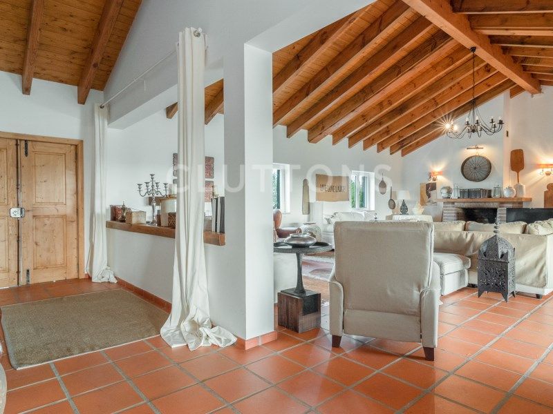 farmhouse 13 Rooms for sale on Viana do Alentejo (7090)